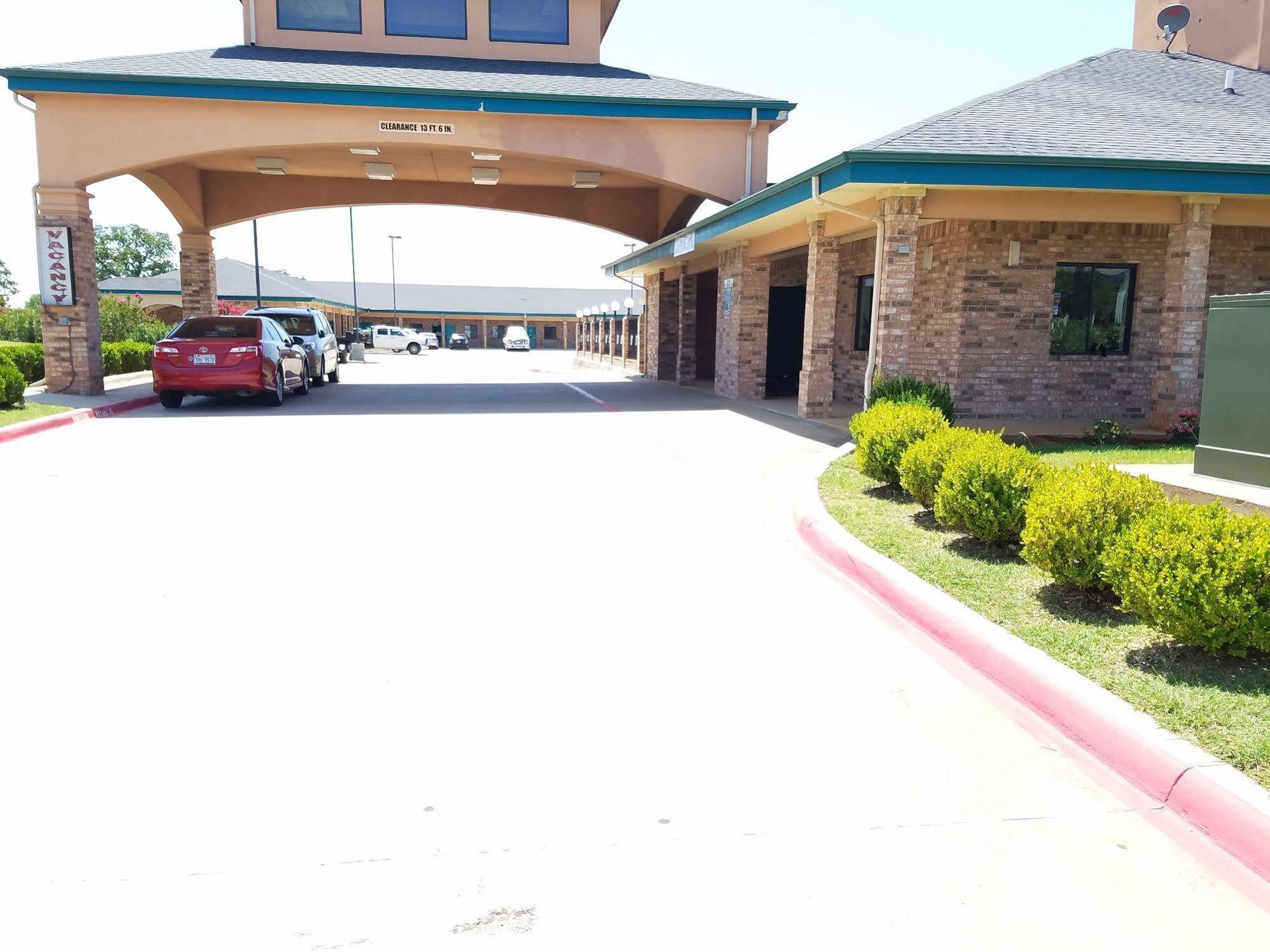 Quality One Motel Weatherford Εξωτερικό φωτογραφία
