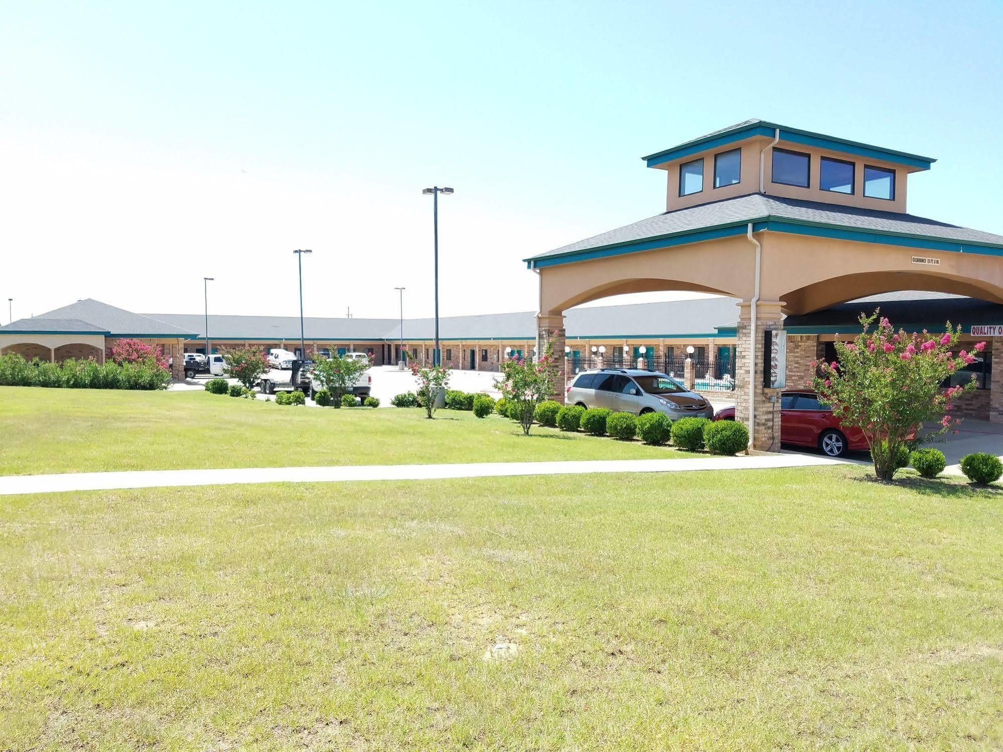 Quality One Motel Weatherford Εξωτερικό φωτογραφία